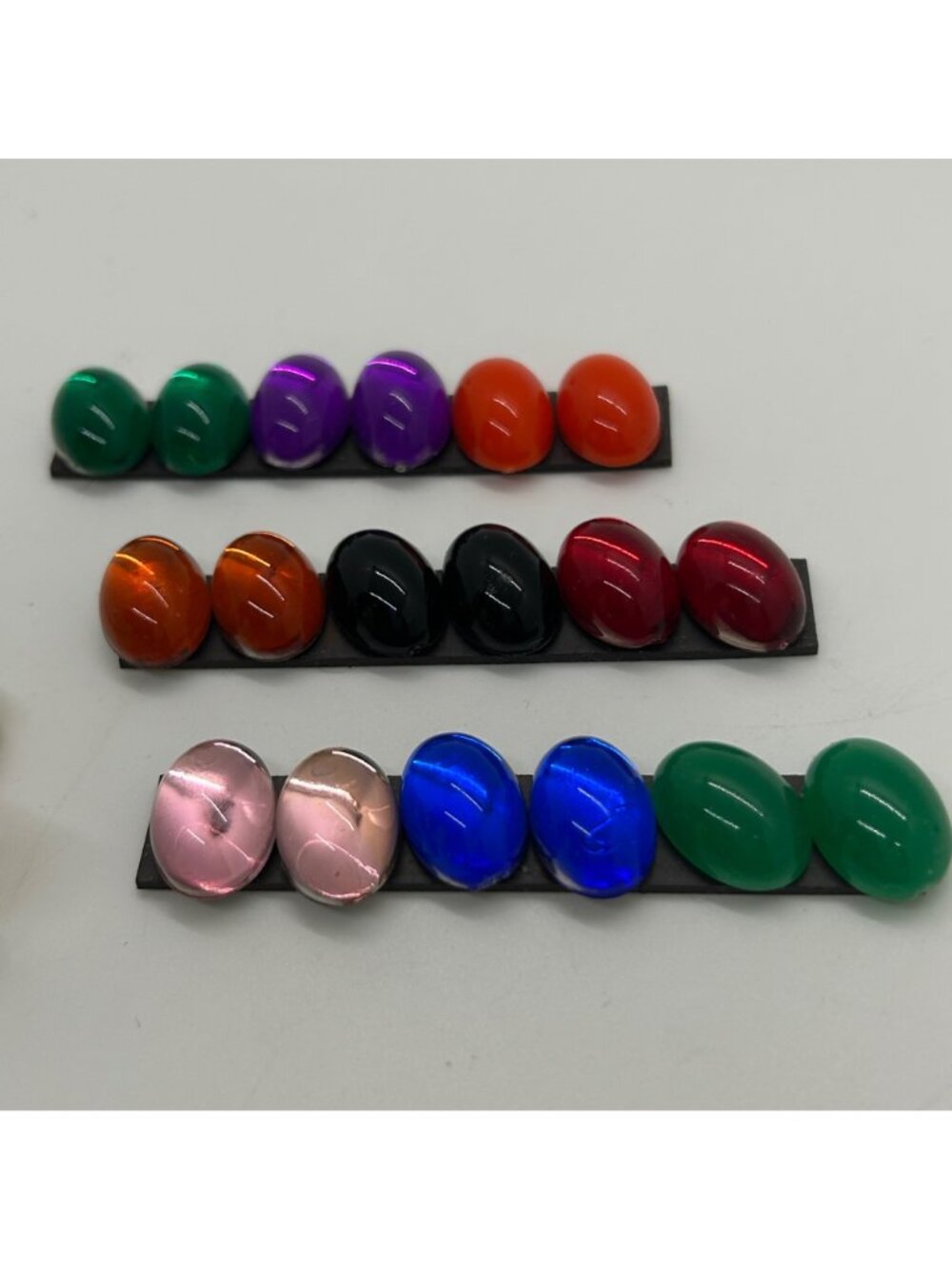 Vintage Gold-Tone Interchangeable Clip-On Earrings 10 Interchangeable Cabochons - Picture 5 of 13